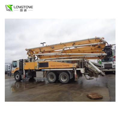 Zweite Hand fertigte Betonpumpe-LKW 700L besonders an