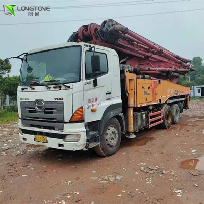 LKW brachte Betonpumpe 42M With Boom für Bauvorhaben an