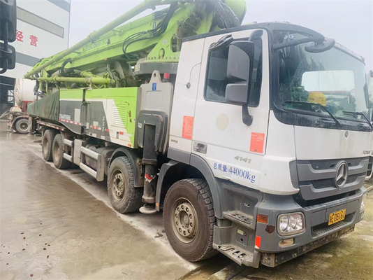 Benutzte/alte Baugeräte 53M Concrete Pump
