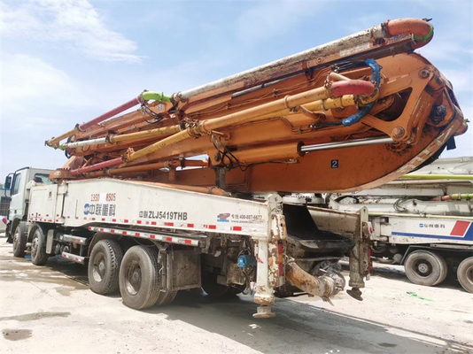 Benutzte/alte Baugeräte 53M Concrete Pump