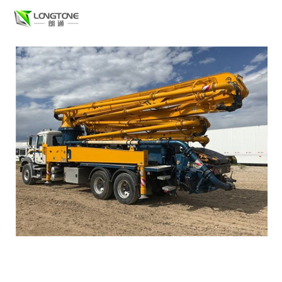 Benutzte Fahrzeugbetonpumpe 25T mit Max. Delivery Height 24 - 36 M Oil Tank Capacity 320L