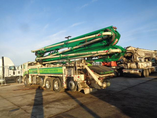 Benutzte gelbe Fahrzeugbetonpumpe mit 24-36 M Distance 6-6.6 MPa-Druck